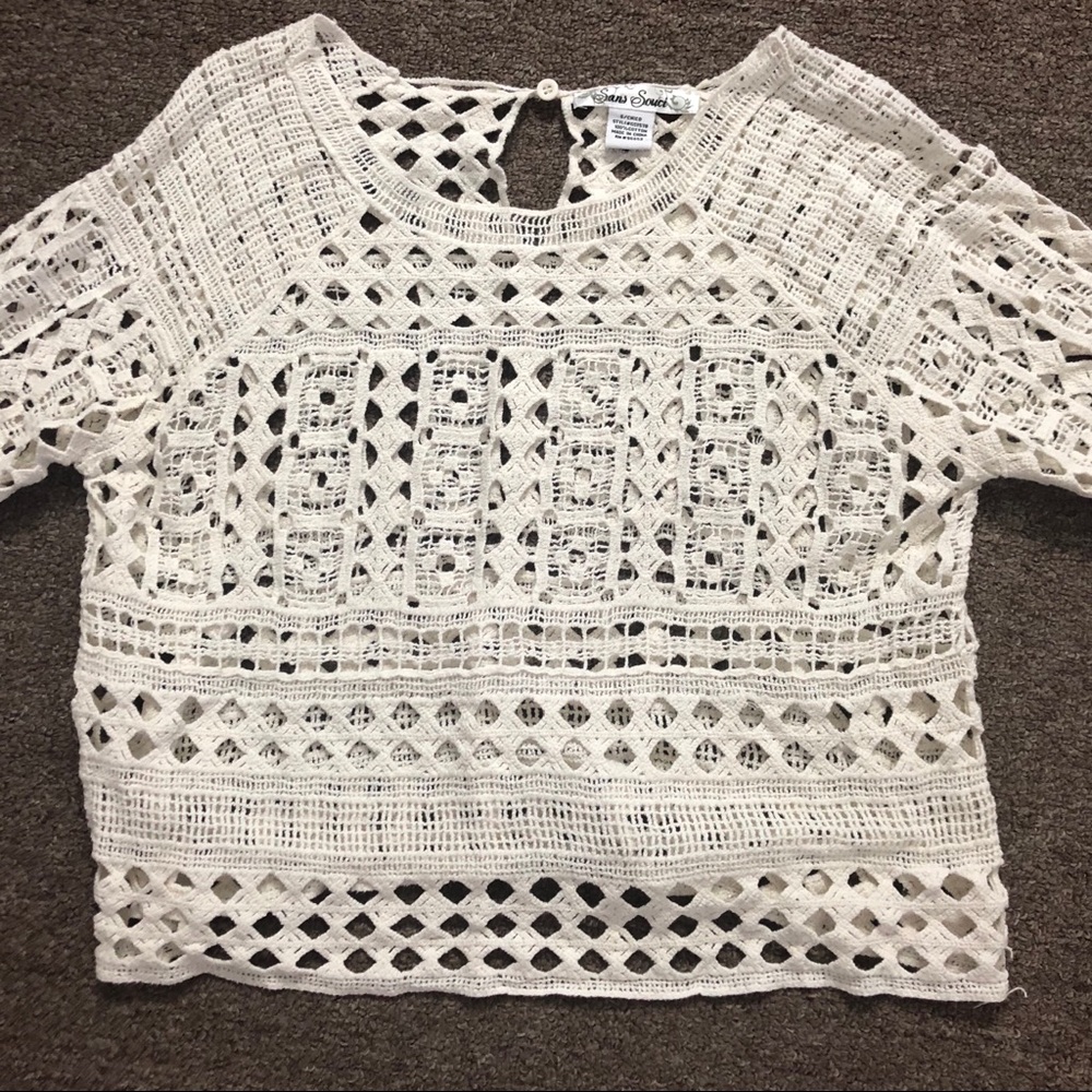 Cute top - Picture 3 of 5